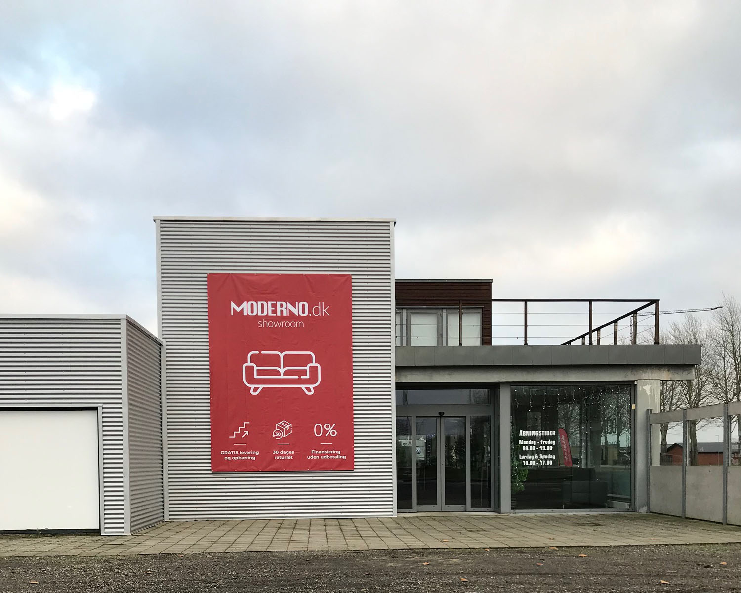 Facadebanner for Moderno, Ikast